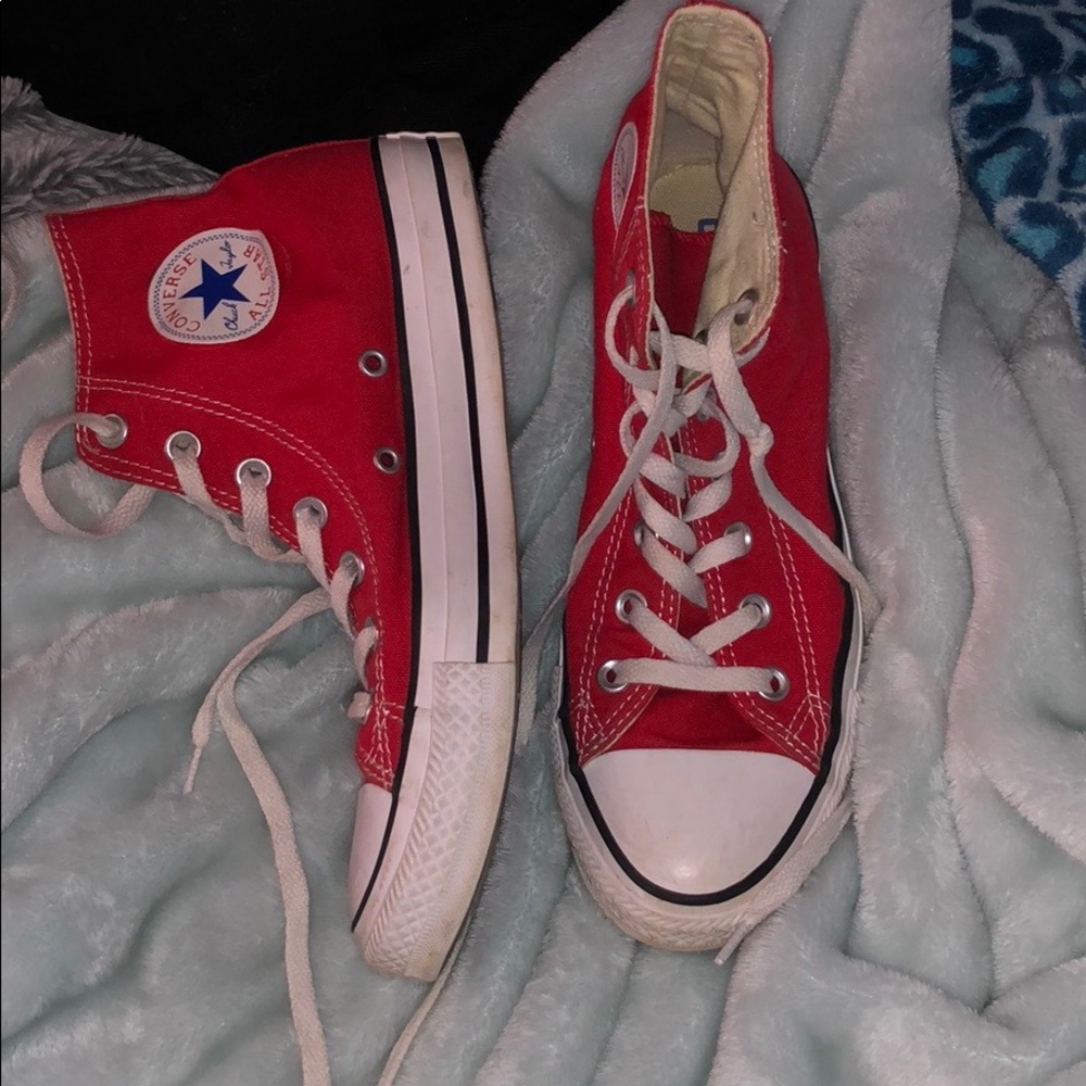 Women’s high top converse